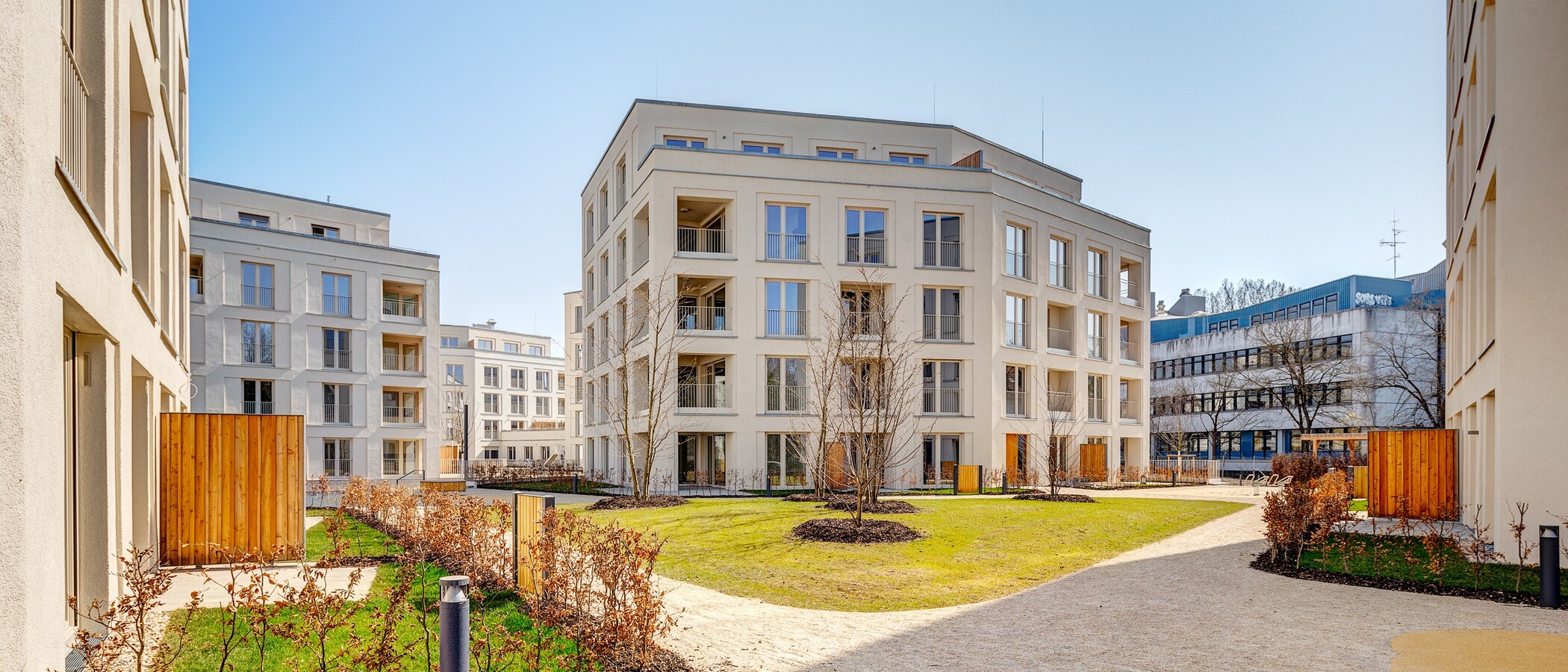Płaski München Giesing 02 Wewnętrzny dziedziniec 13094