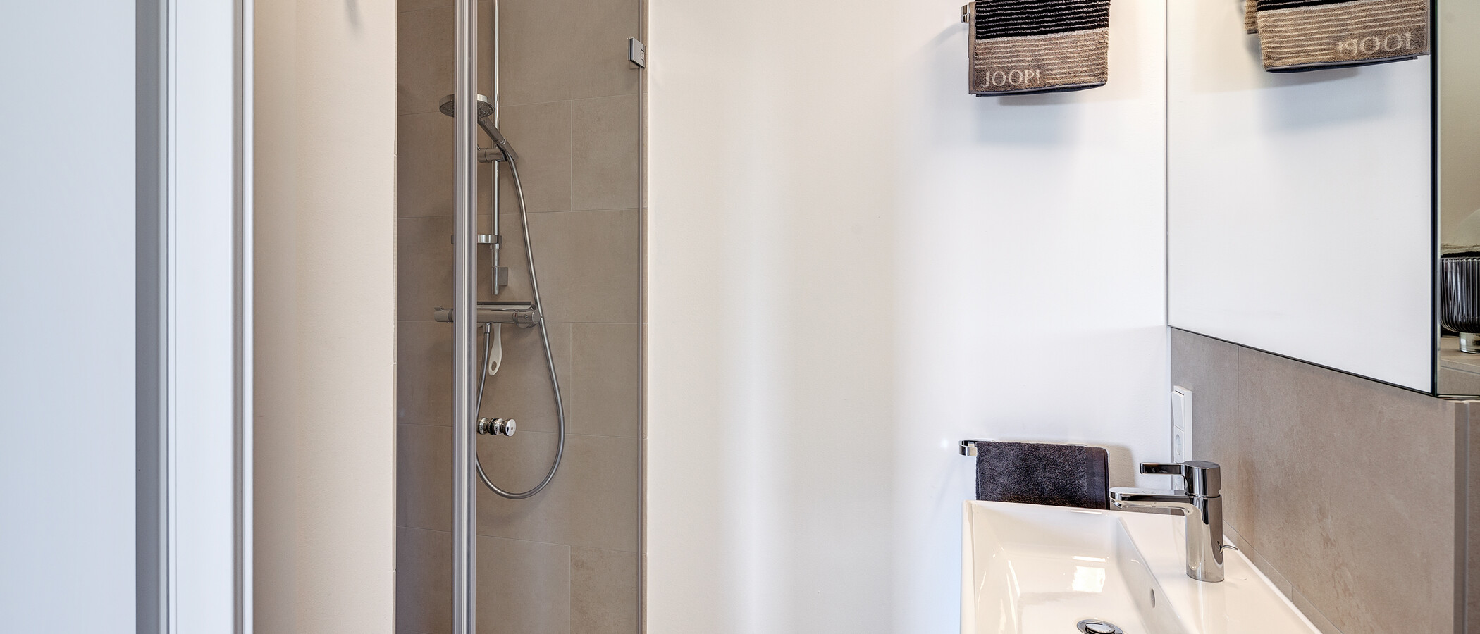 Плосък München Pasing 01 2. баня 13138