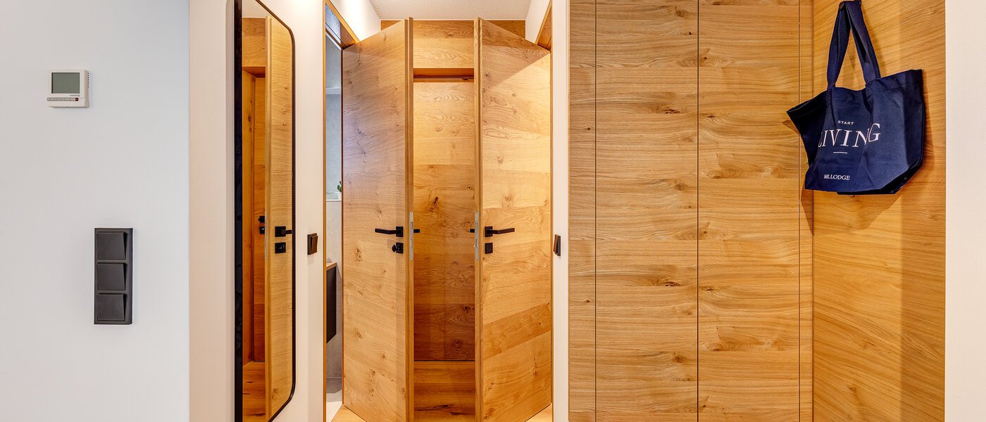 Плоский München Schwanthalerhöhe 02 Коридор/передпокій 13142