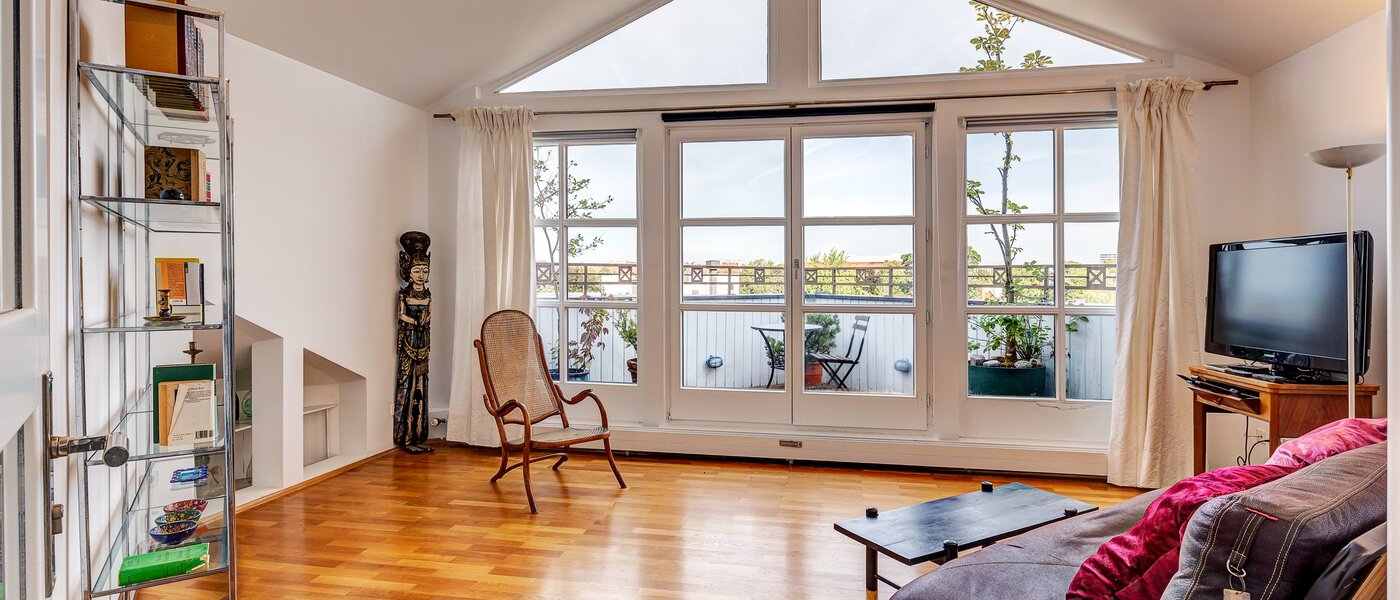 Ploché München Schwabing (links der Leopoldstraße) 01 Obývací pokoj 13164