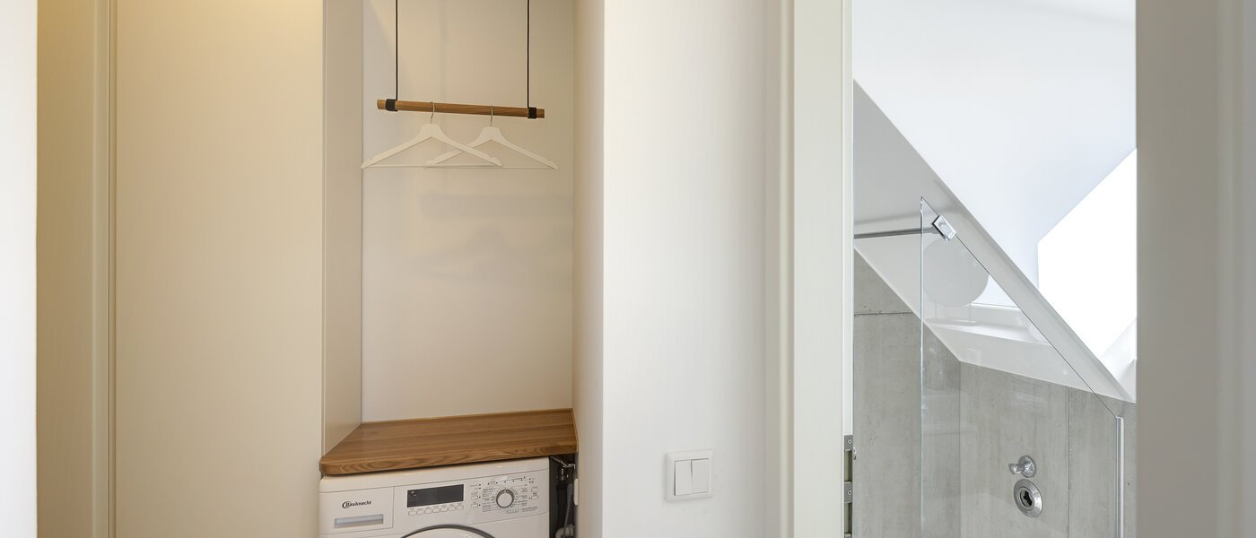 Zolder flat München Au 05 Gang/hal 13187