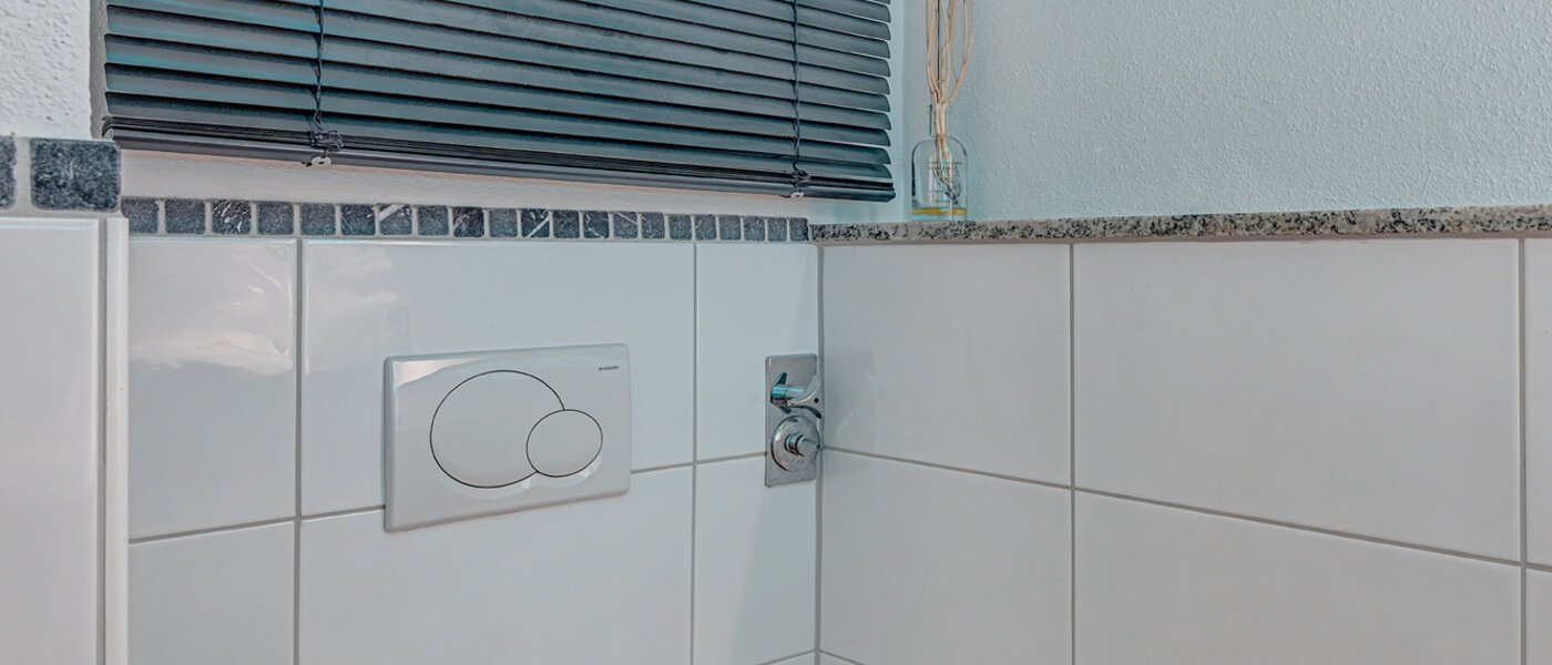 Flad München Trudering 02 sep. toilet 13220