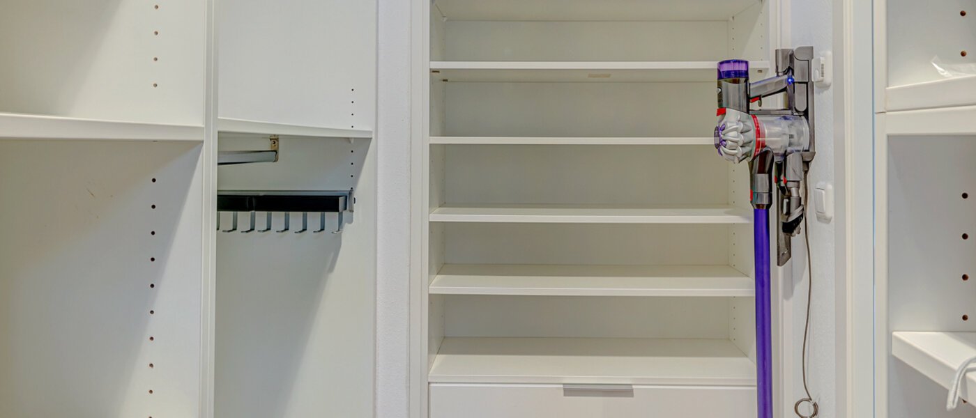 Flad München Trudering 01 Walk-in-garderobe 13220