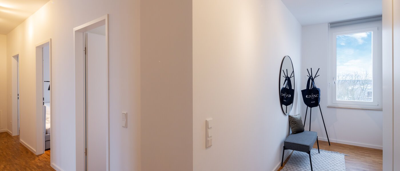 Plat München Schwabing-West 02 Gang/hal 13221