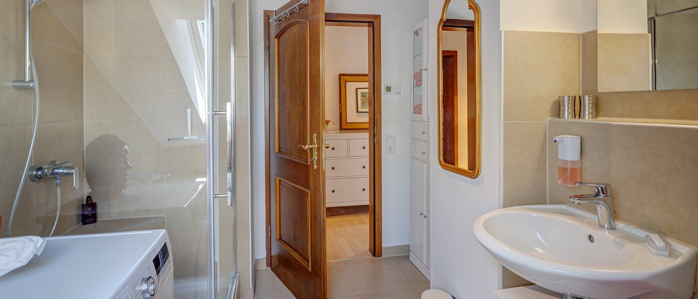 Podkrovný byt Inning am Ammersee 02 Kúpeľňa 13224