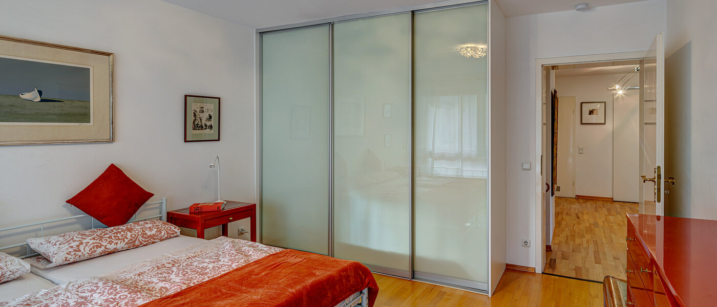 Ploché München Altbogenhausen 03 1. ložnice 13244