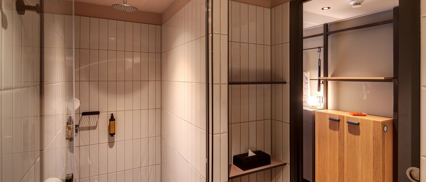 Düz München Neuperlach 02 Banyo 13248