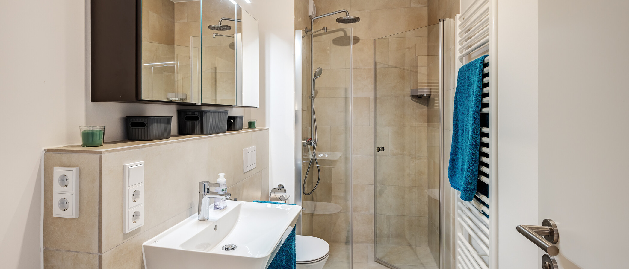 Flat München Lochhausen 01 Baderom 13304