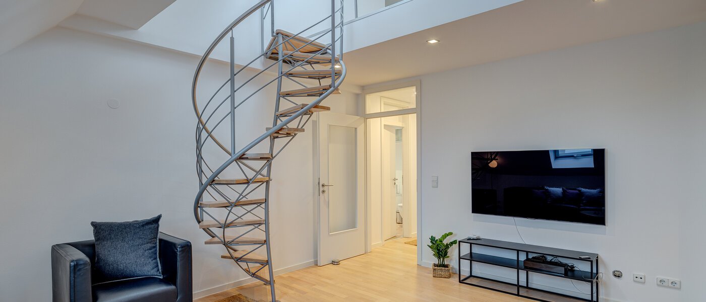 Maisonette-gallerileilighet München Maxvorstadt 04 Stue og oppholdsrom 13317