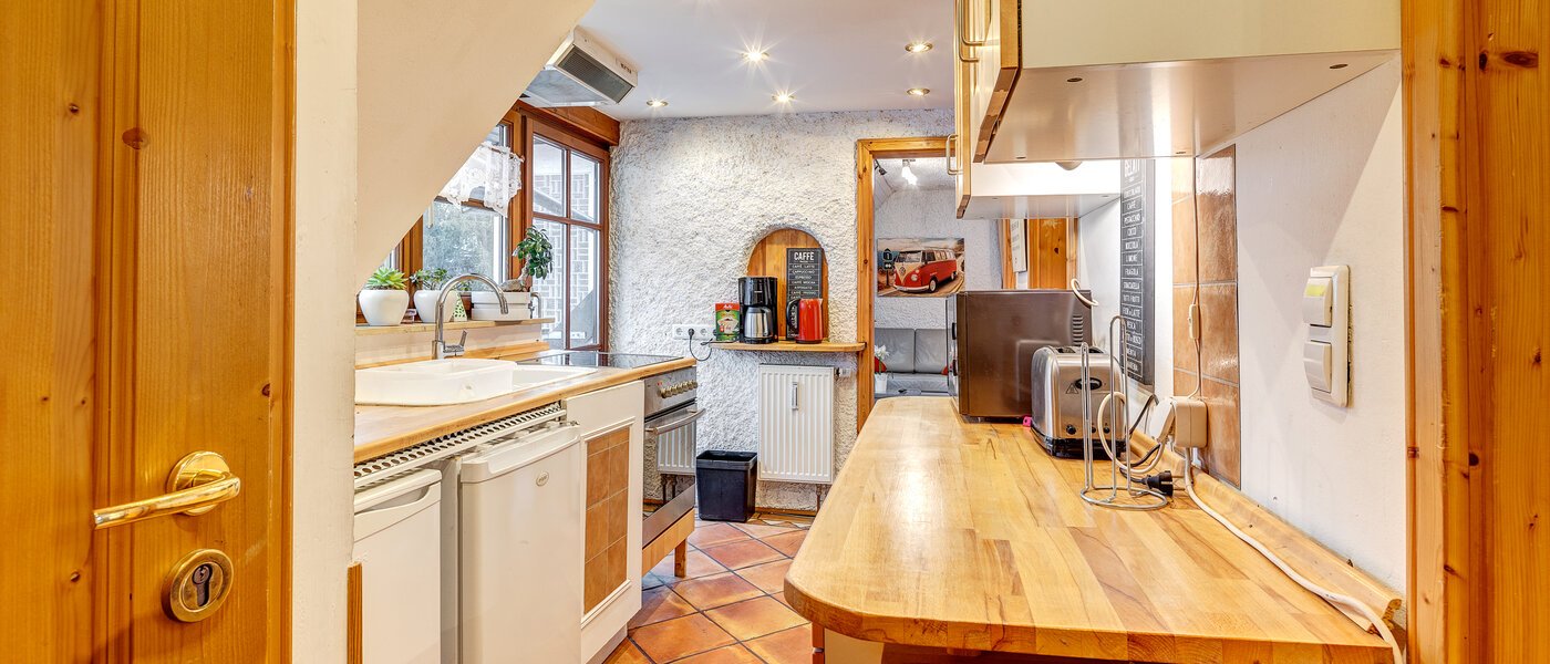 Ravna stran München Moosach 03 Kuhinja 13319