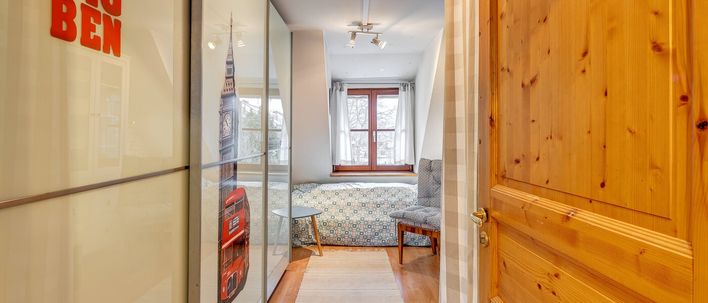 Ravna stran München Moosach 01 Koridor/hodnik 13319