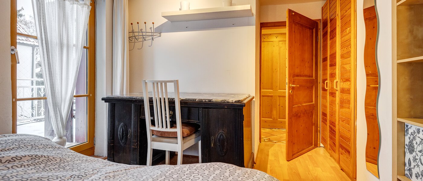 Ravna stran München Moosach 03 1. spalnica 13319