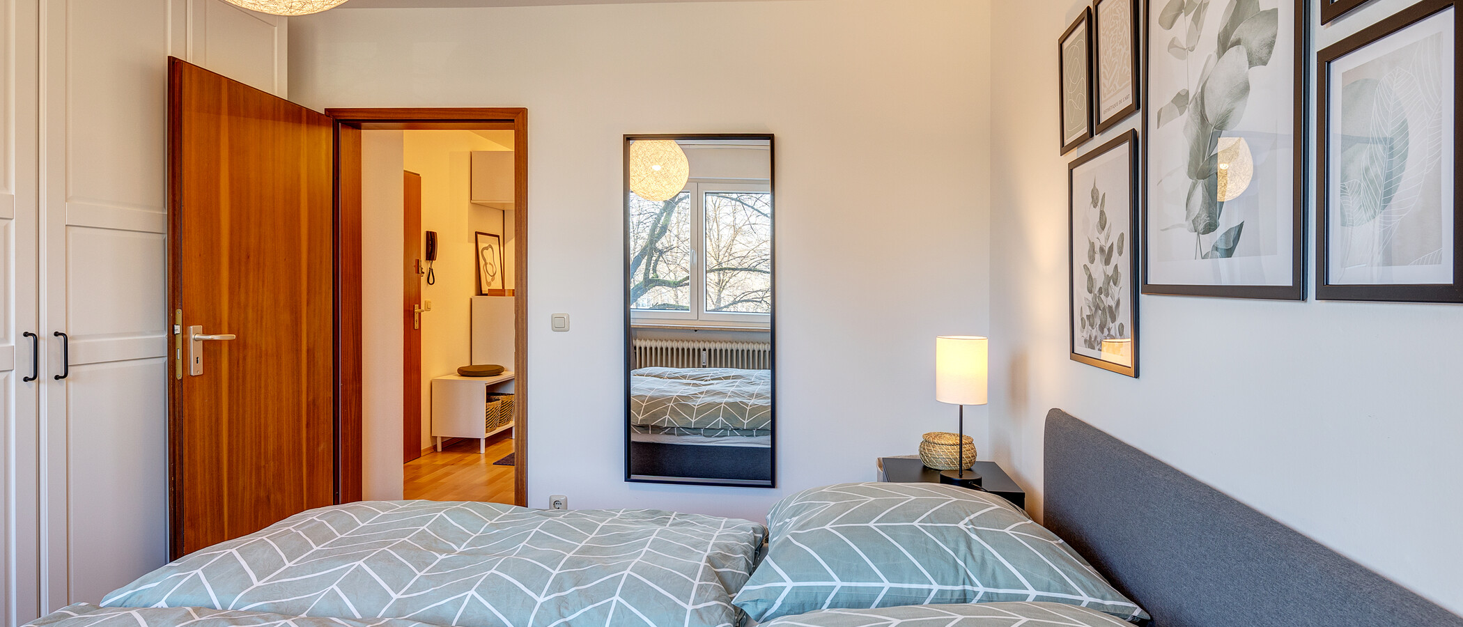 Плоский München Neuhausen 04 Спальня 13344