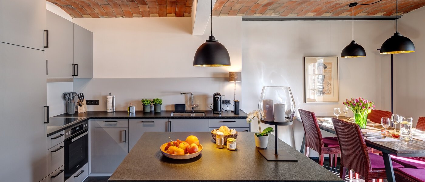 Ravna stran Waakirchen 02 Kuhinja 13353