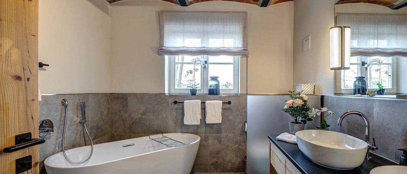 Ravna stran Waakirchen 01 Kopalnica 13353