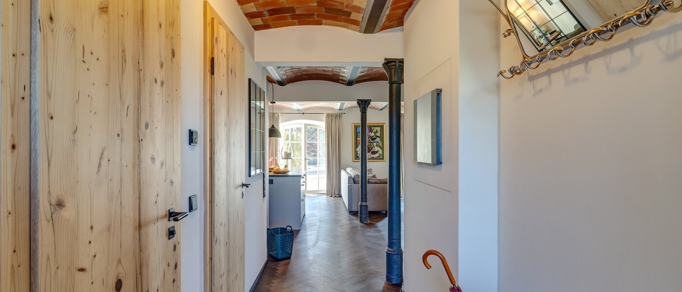 Ravna stran Waakirchen 02 Koridor/hodnik 13353