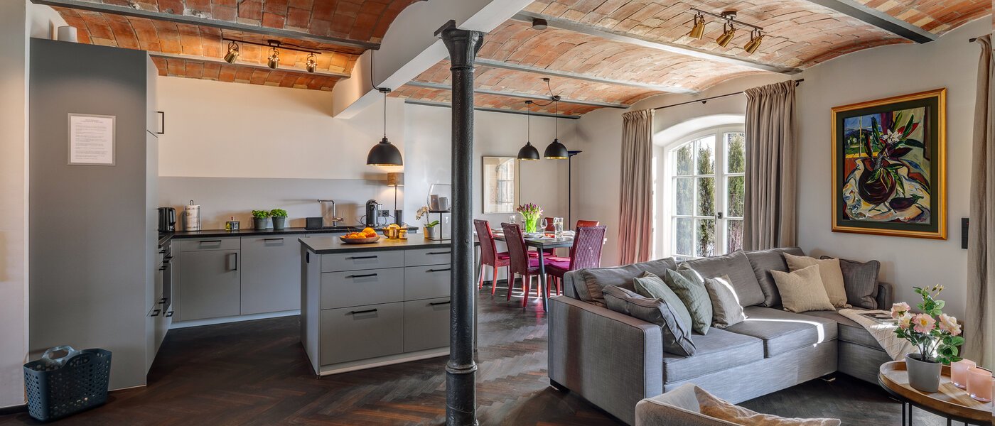 Ravna stran Waakirchen 02 Dnevni prostor 13353