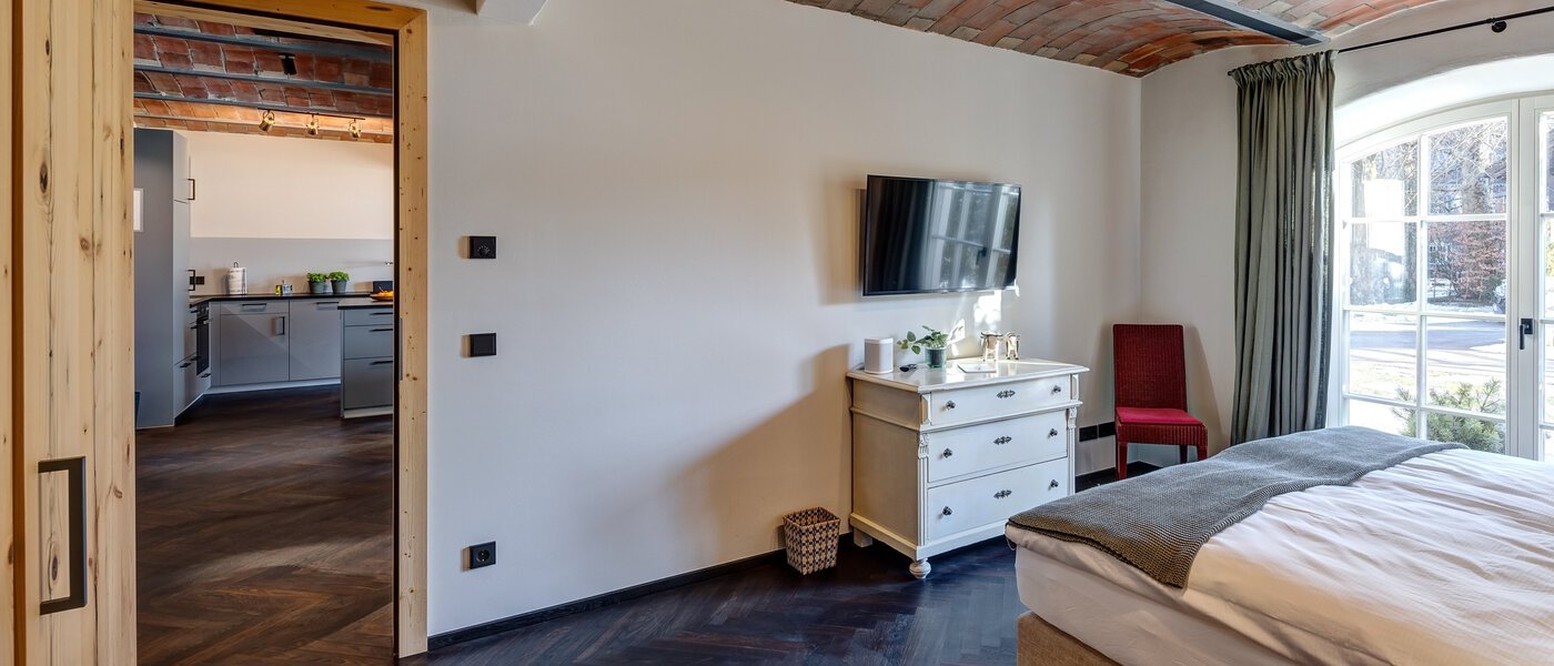 Ravna stran Waakirchen 02 1. spalnica 13353