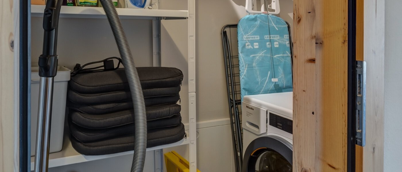 Ravna stran Waakirchen 01 Skladišče 13353