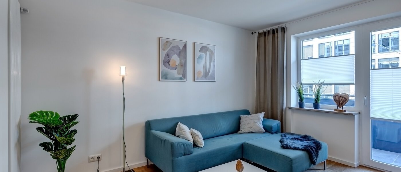 Düz München Maxvorstadt - Westen 01 Oturma odası 13363