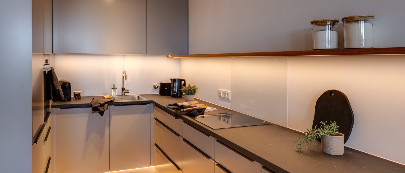 Ravna stran München Olympiadorf 03 Kuhinja 13379