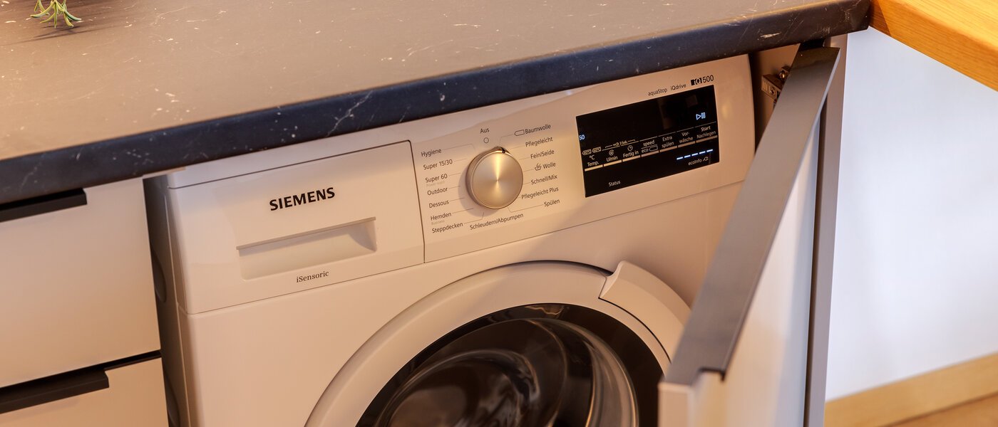 Ravna stran München Olympiadorf 05 Kuhinja 13379