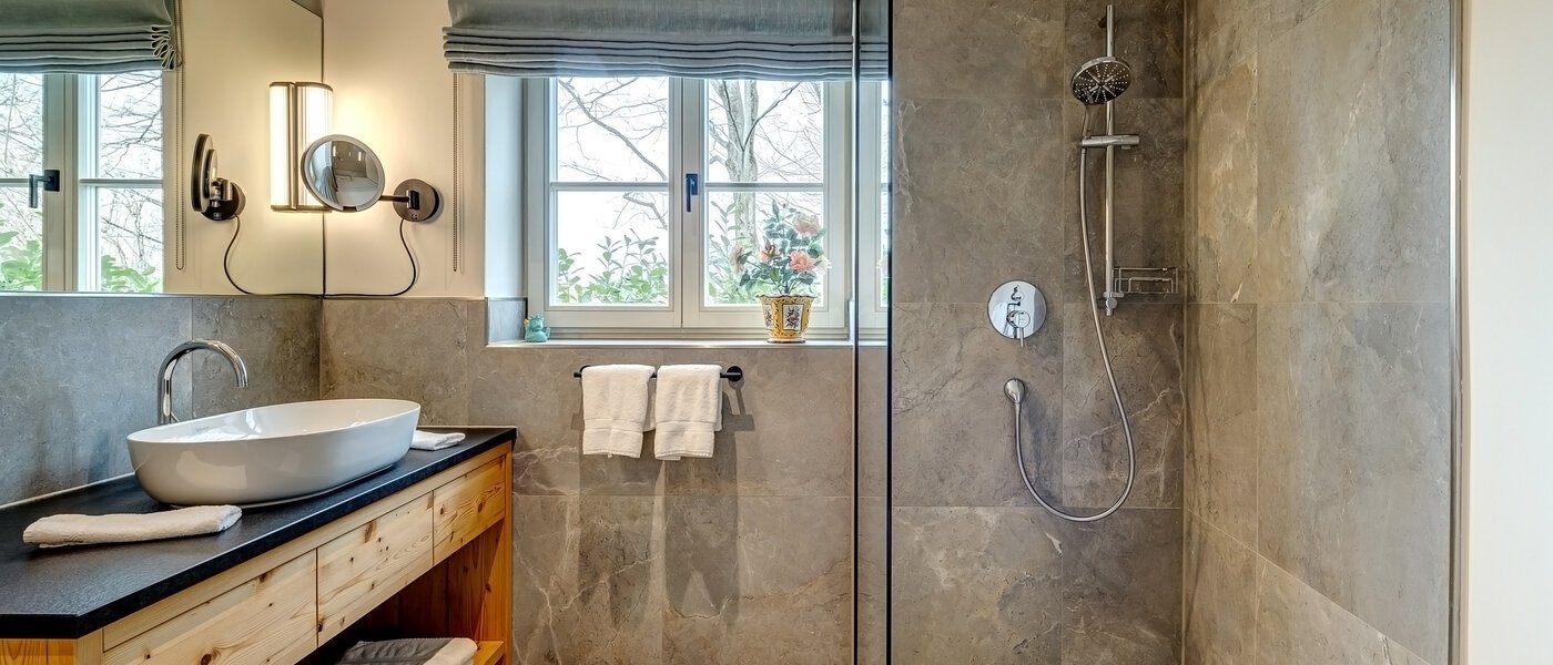 Ravna stran Waakirchen 01 Kopalnica 13412