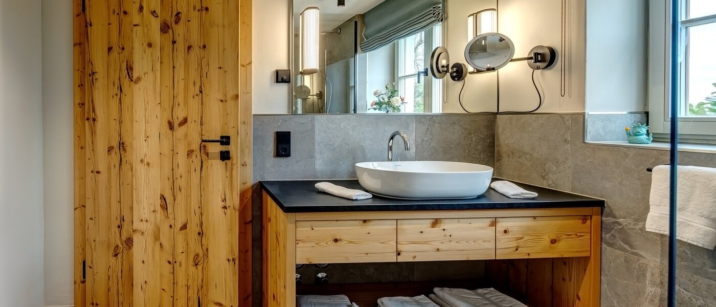 Ravna stran Waakirchen 02 Kopalnica 13412