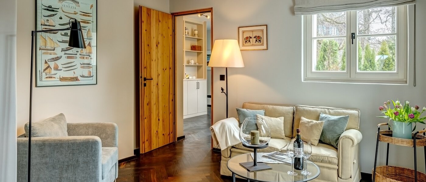 Ravna stran Waakirchen 04 Dnevni prostor 13412