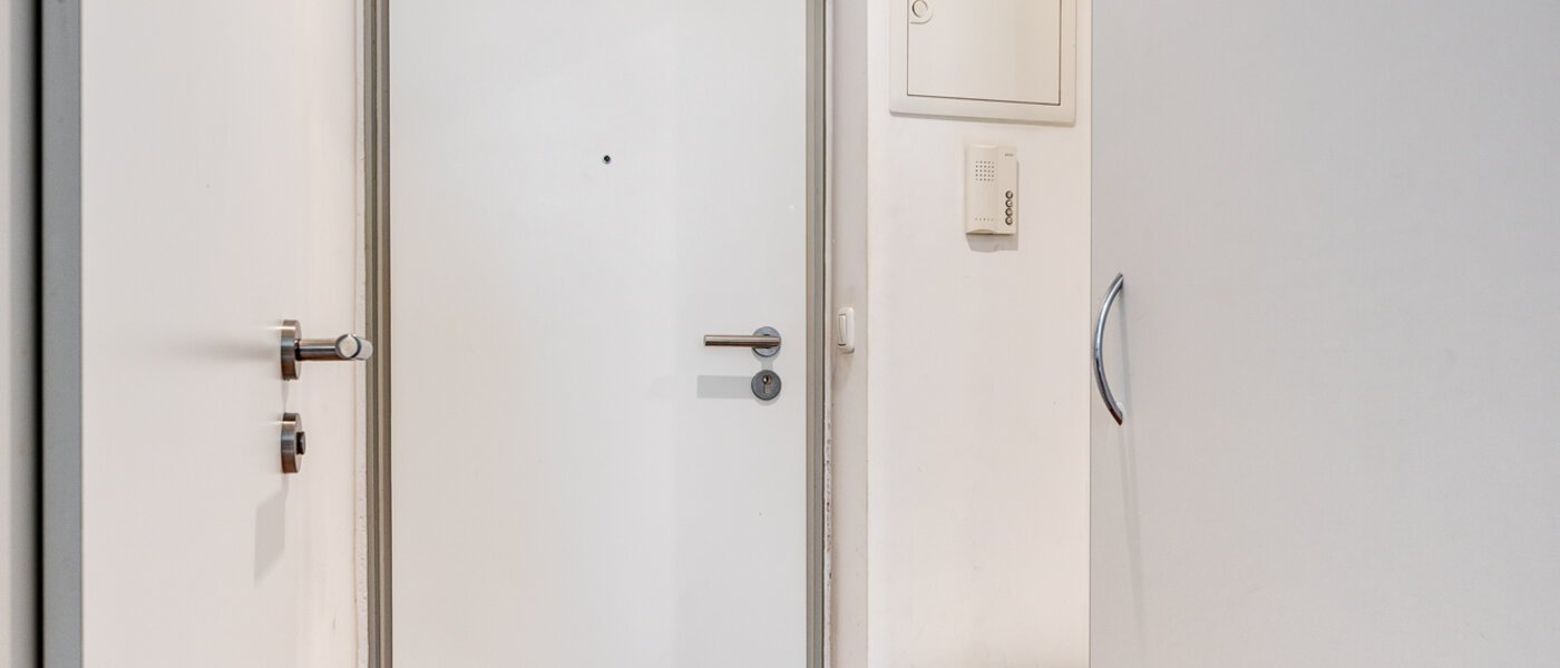 Ploché München Milbertshofen 01 Chodba/chodba 13431