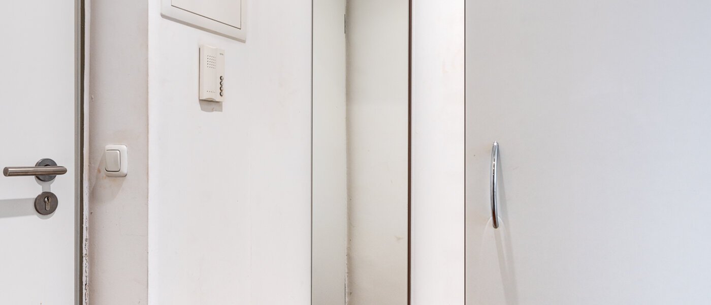 Ploché München Milbertshofen 02 Chodba/chodba 13431