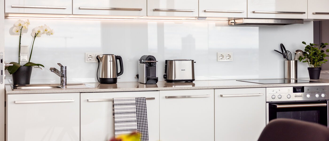 Ravna stran München Nymphenburg 02 Kuhinja 13432