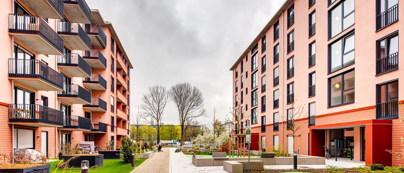 Плосък München Moosach 01 Вътрешен двор 13450