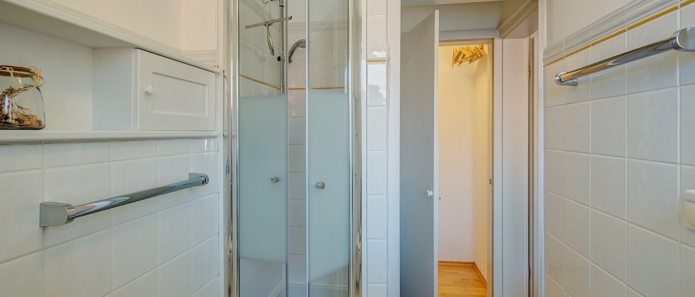 Flad Schliersee 02 3. badeværelse 13469