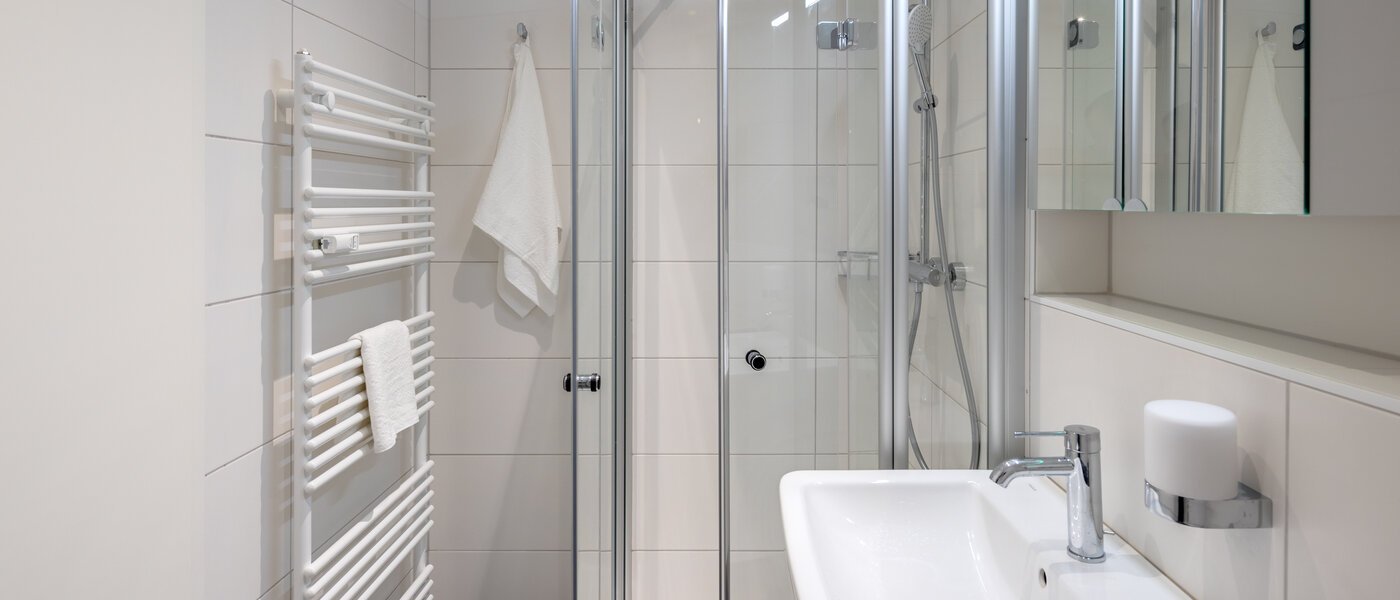 Lapos Grasbrunn 01 Fürdőszoba 13491