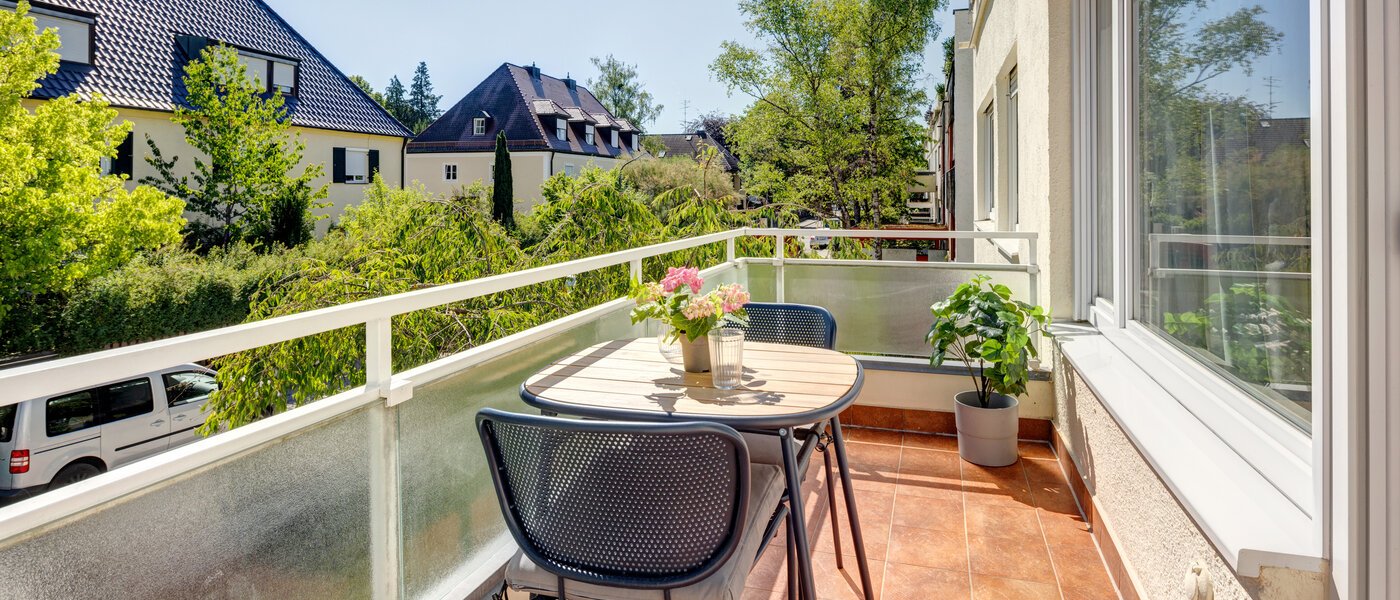 Плоский München Harlaching 02 Балкон 13522