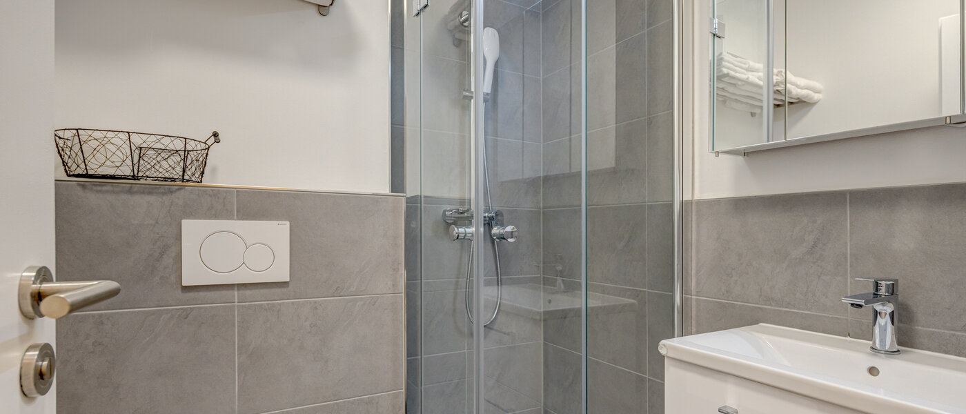 Düz München Untermenzing 01 Banyo 13539