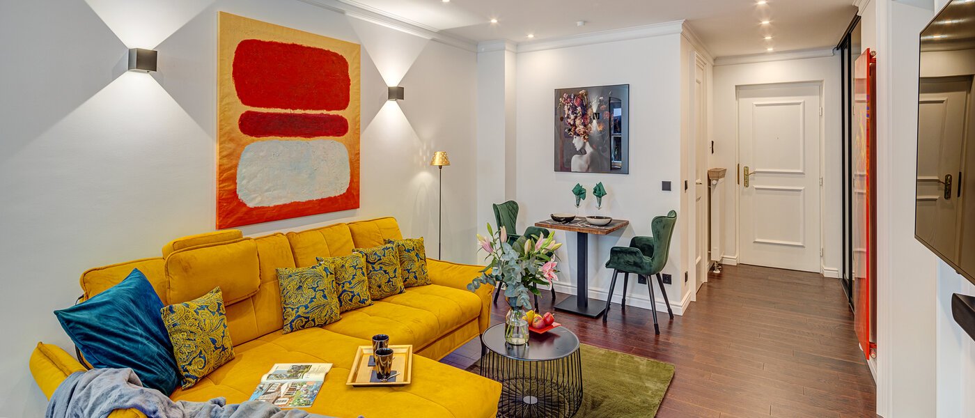 플랫 München Nymphenburg 03 거실 공간 13556