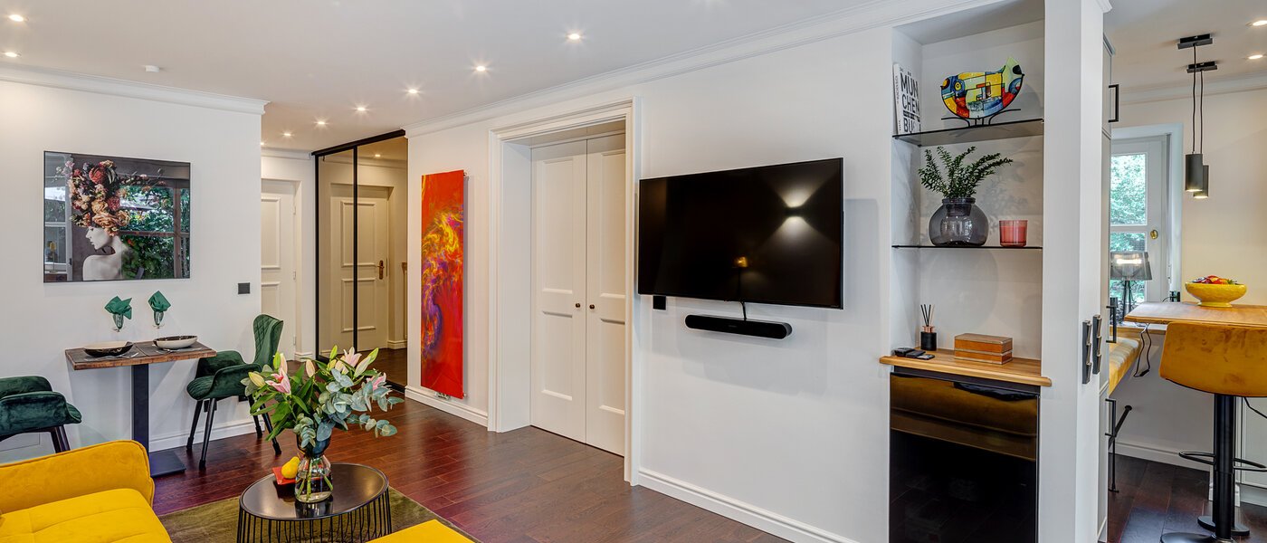 플랫 München Nymphenburg 06 거실 공간 13556