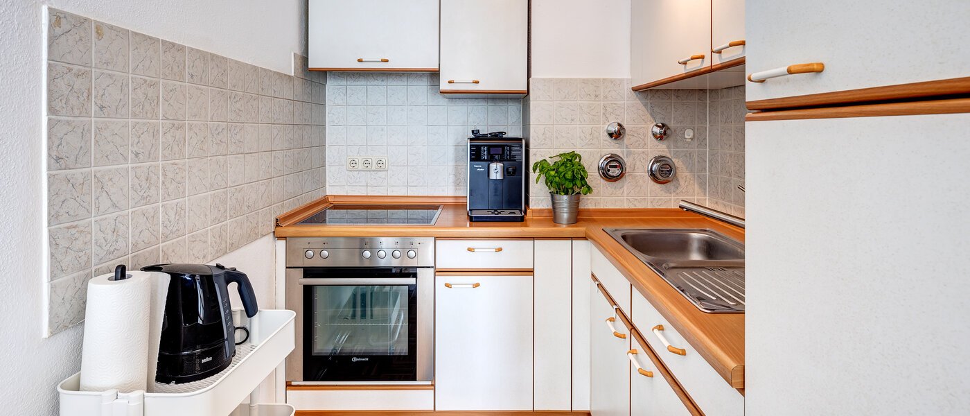 Płaski München Obermenzing 01 Kuchnia 13578