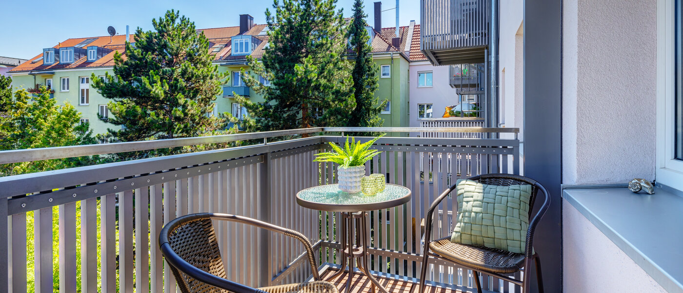 Επίπεδη München Bogenhausen 01 Μπαλκόνι 13604