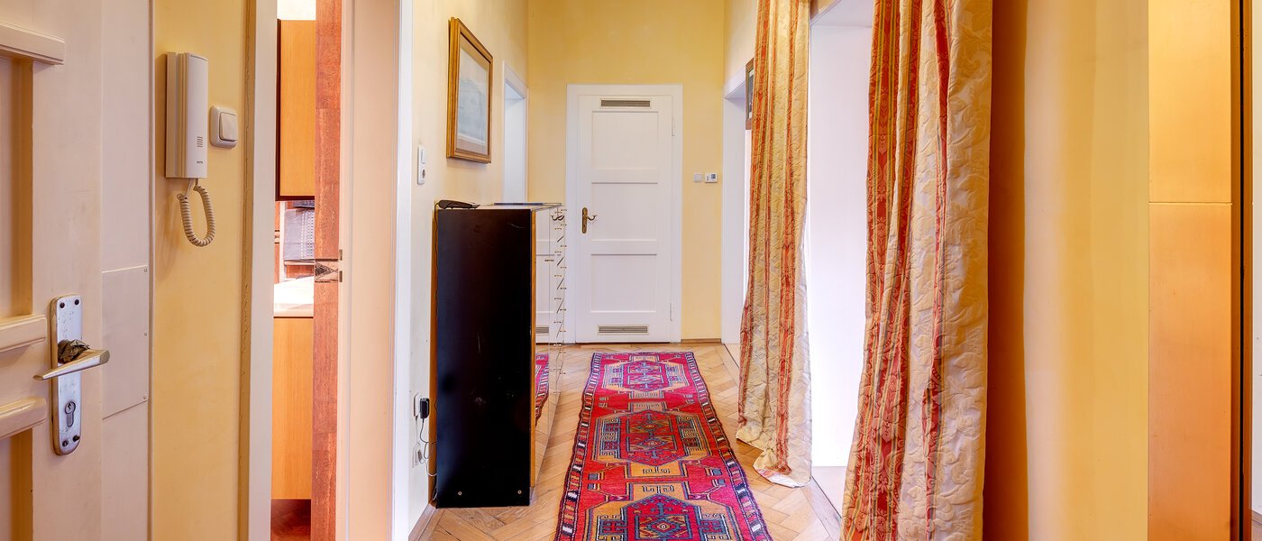 Ploché München Bogenhausen 03 Chodba/priestor 13612