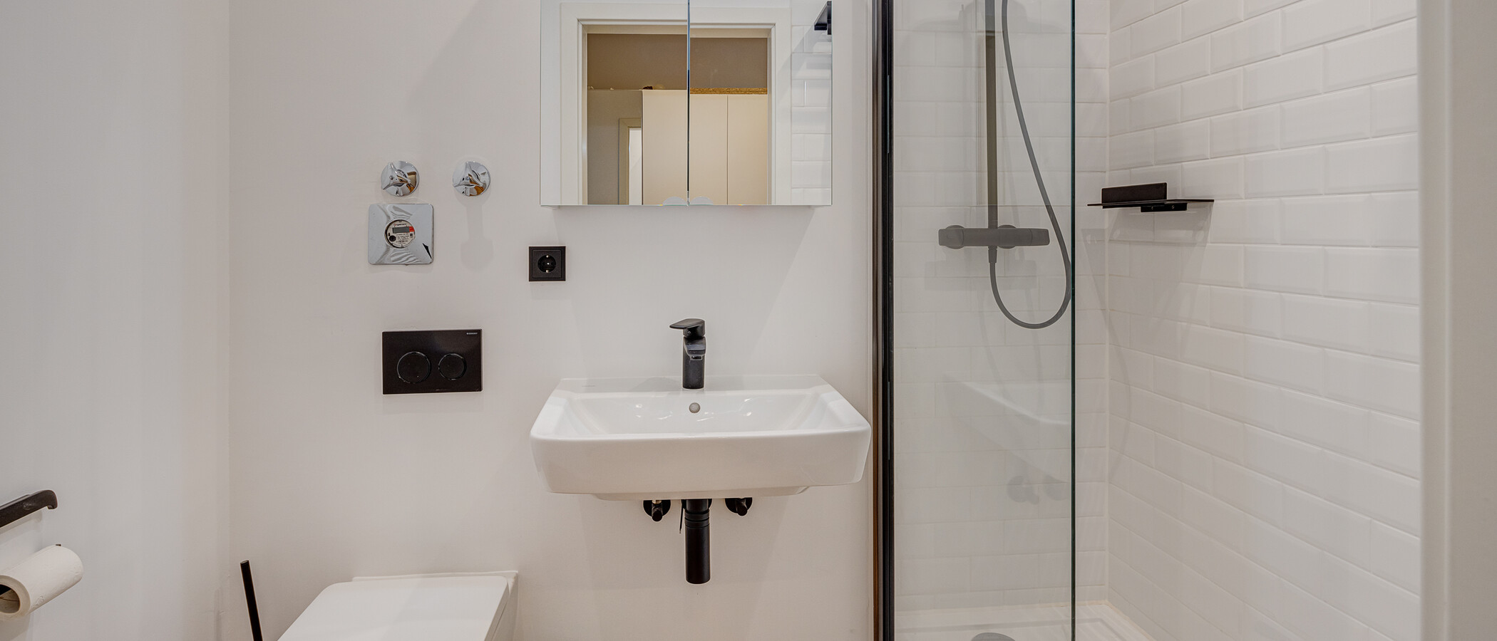 Flat München Nymphenburg 01 Baderom 13624