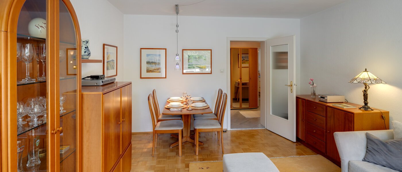 Lapos München Forstenried 02 Nappali 13628