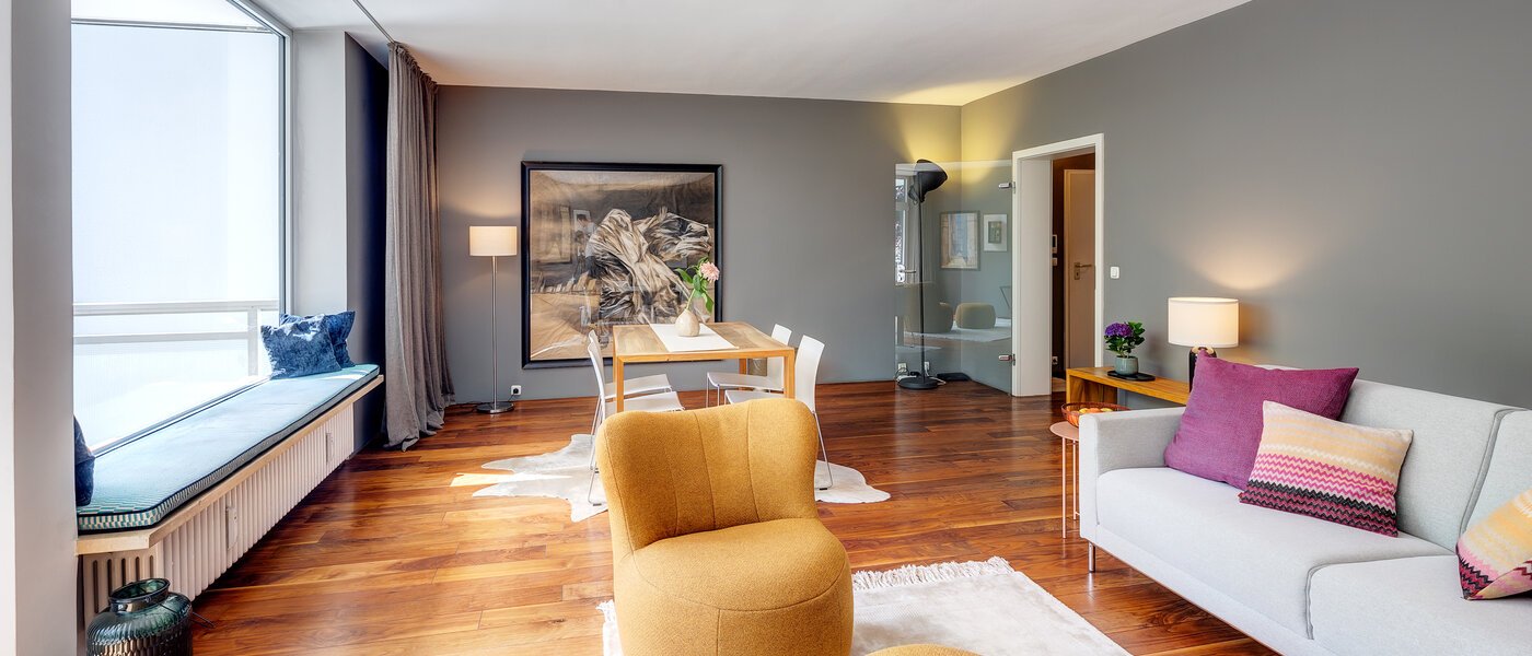 Düz München Altbogenhausen 03 Oturma odası 13633