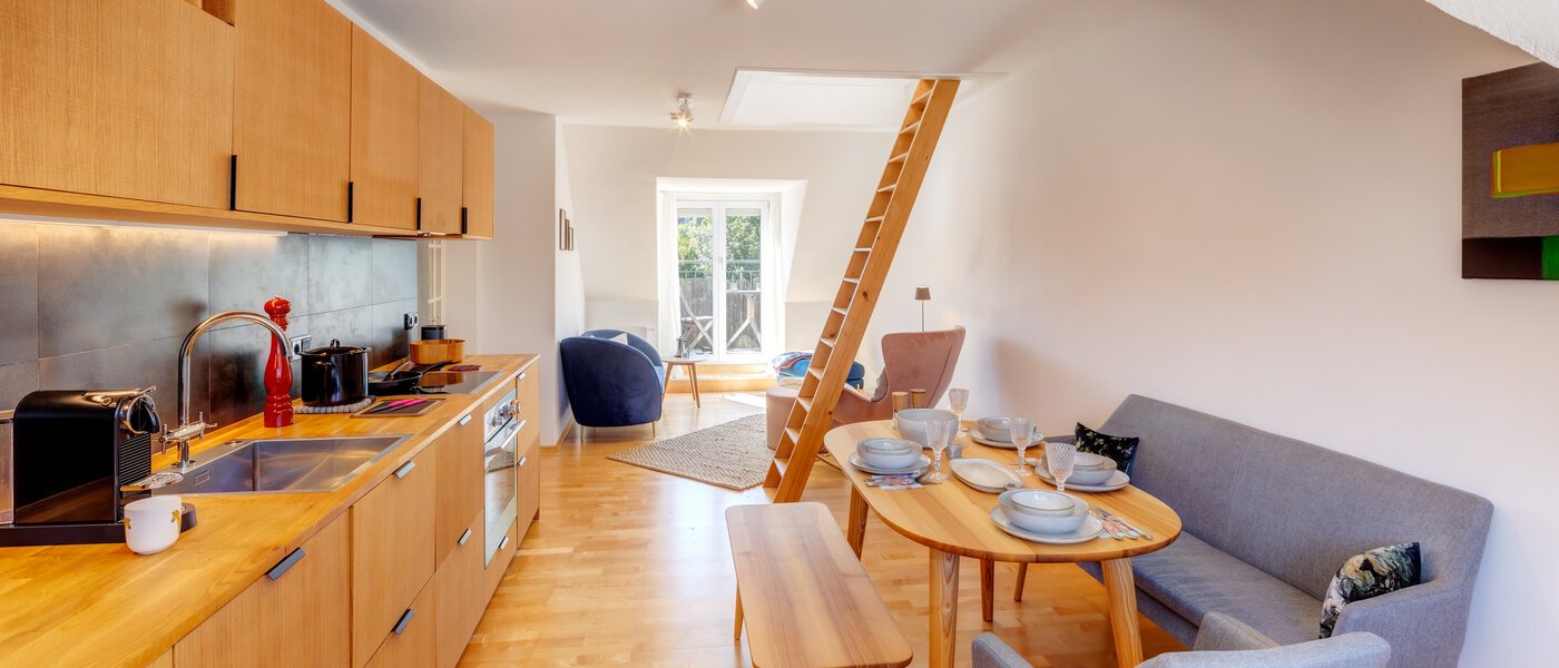 Ploché München Glockenbachviertel 01 Kuchyně 13655