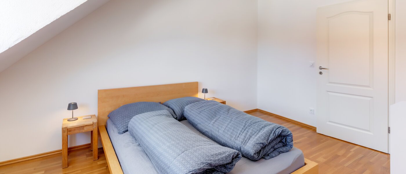 Ploché München Glockenbachviertel 02 Ložnice 13655