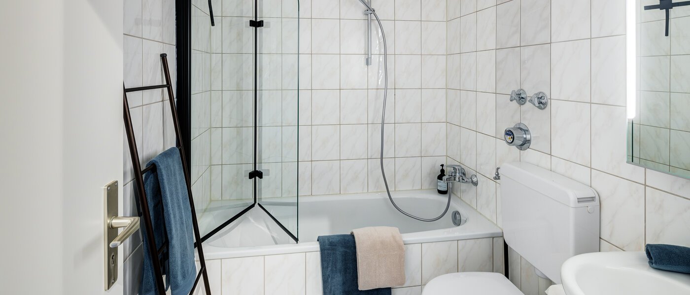 Dakterras appartement München Pasing 01 Badkamer 13685