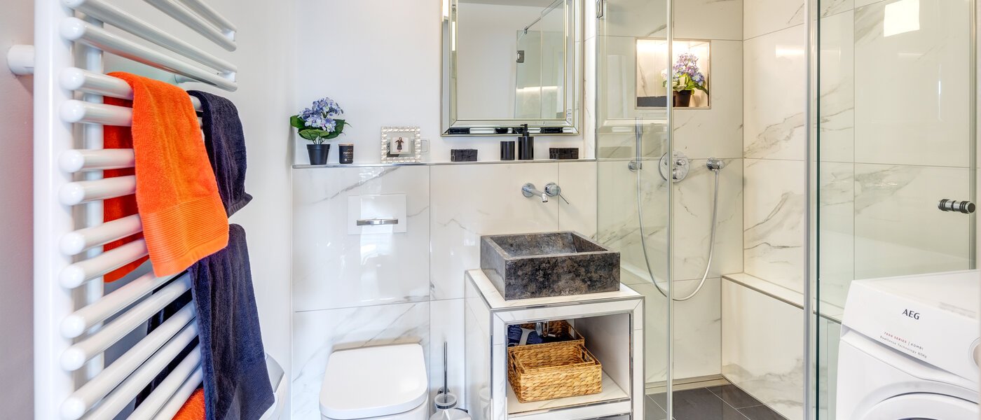 Lapos München Olympiadorf 01 Fürdőszoba 13686