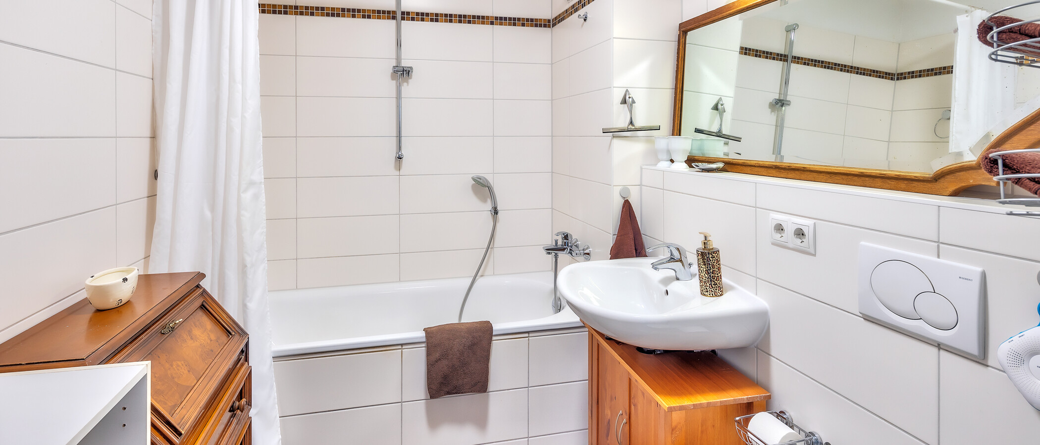 Flat Unterhaching 01 Baderom 13690